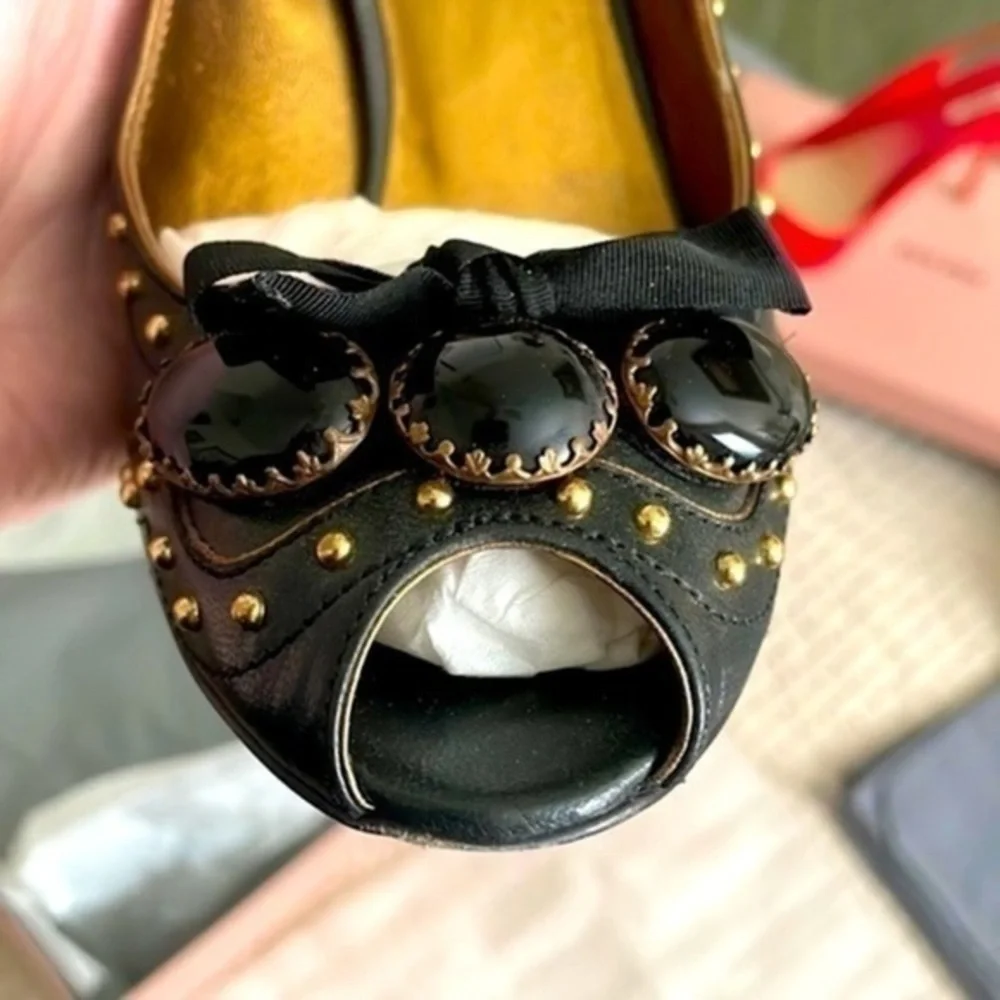 Miu Miu Leather studded peeptoe pumps cabochon & bows size 35